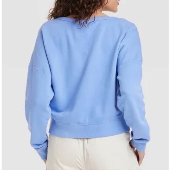 Universal Thread Women's Cropped Sweatshirt - Picture 2 of 3